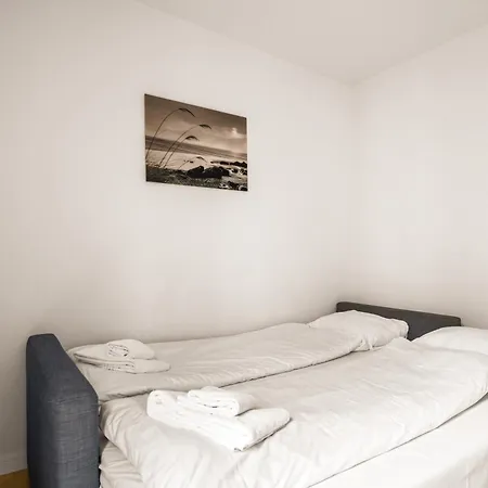 Prime Location - 2 Bedroom Apartment!
