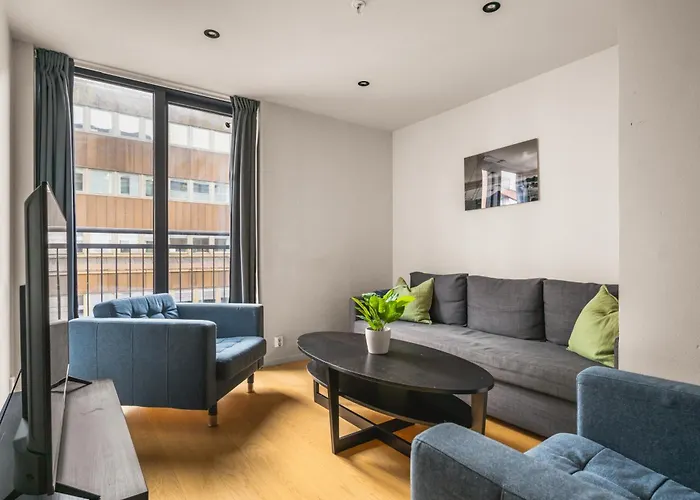 Prime Location - 2 Bedroom Apartment! * Bergen